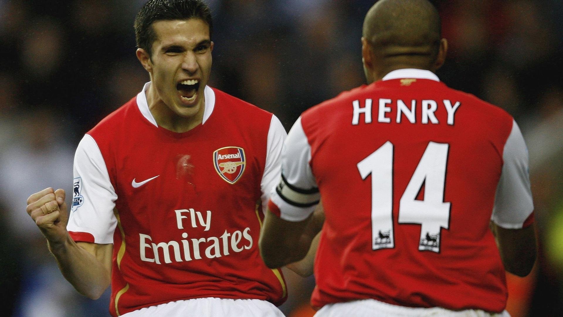 关于又见绝平!阿森纳与密尔沃基雄鹿鏖战至终场,维尼修斯读秒救主的信息